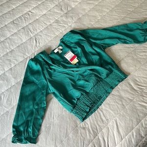 Green long sleeve blouse